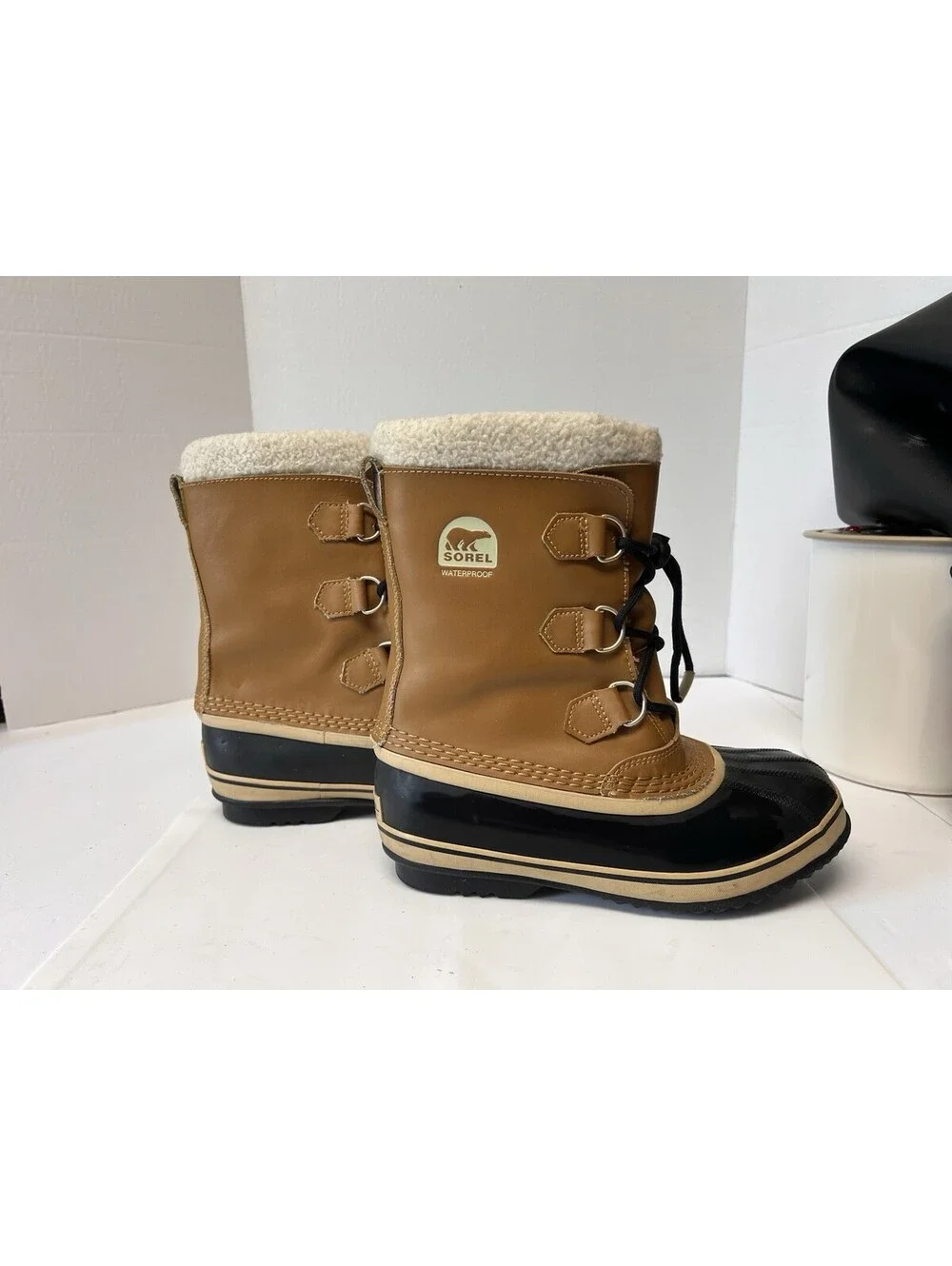 SOREL Women's US 6 Waterproof Tan Black Insulated Mid Calf Boots Fur Top - Picture 2 of 8